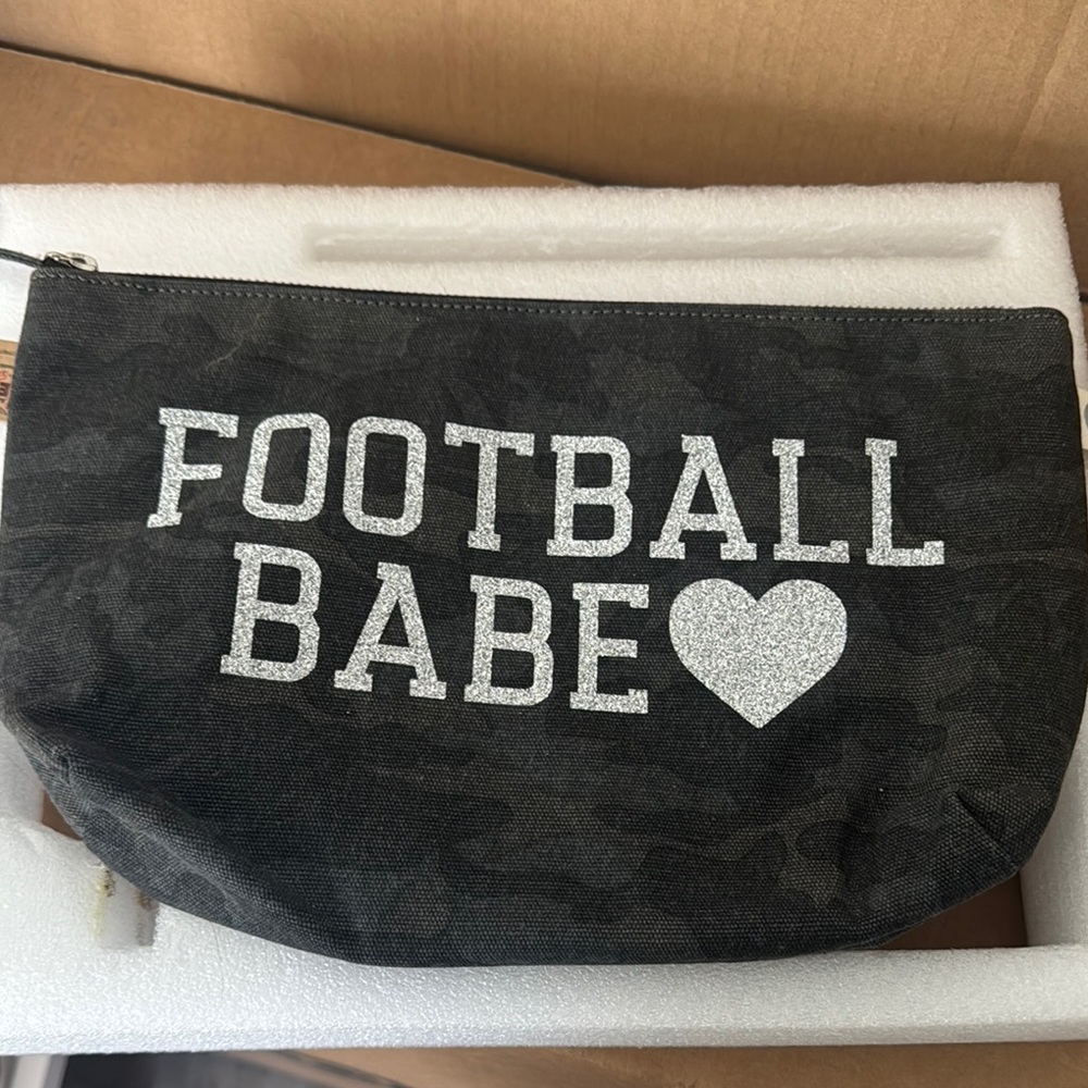 Camouflage Football Babe Pouch
